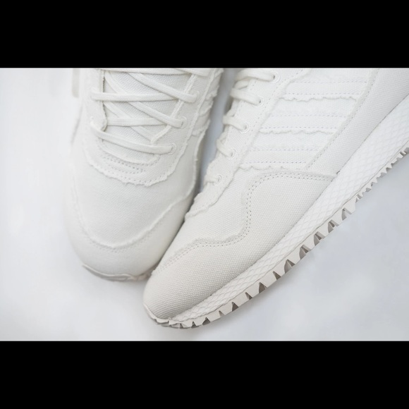 Daniel Arsham x Adidas Originals New York Sneakers - Picture 4 of 11